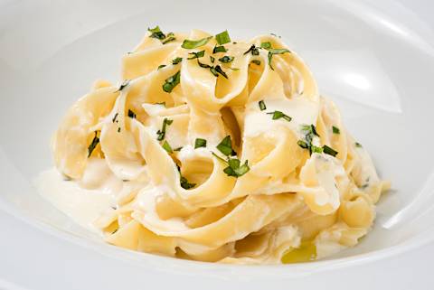 Fettuccine alfredo.